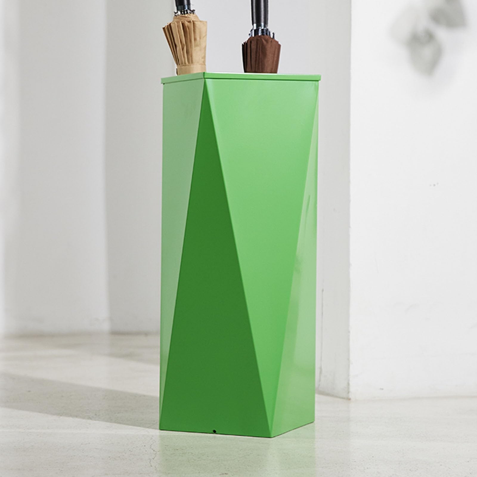 BHFPFZA Large Capacity Iron Umbrella Stand – Modern Indoor & Commercial Umbrella Holder with Drainage Hole & Divider – Stylish Green Entryway Umbrella