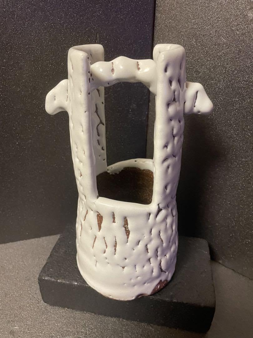 Amazon.co.jp: 萩焼 山根清玩 花瓶 花入れ かいらぎ 白萩