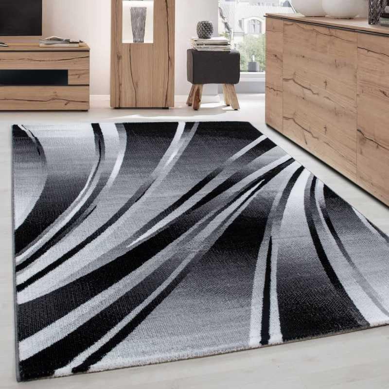 Tapis moderne Parma 9210 noir pour réchauffer l'ambiance de votre salon