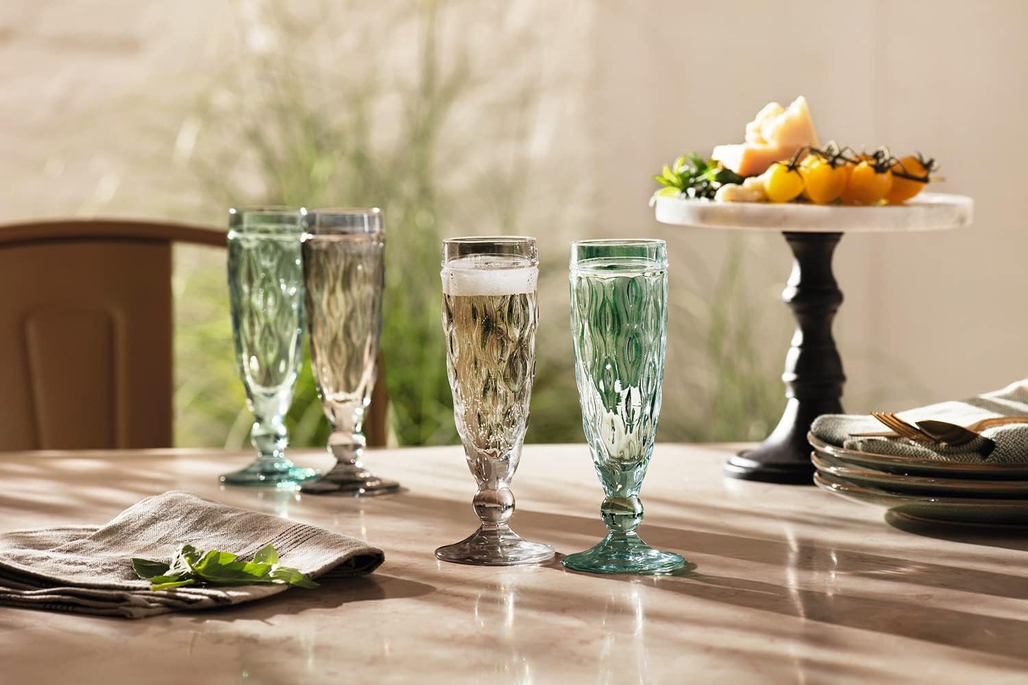 Multiple LEONARDO Brindisi Champagne Glasses on a table