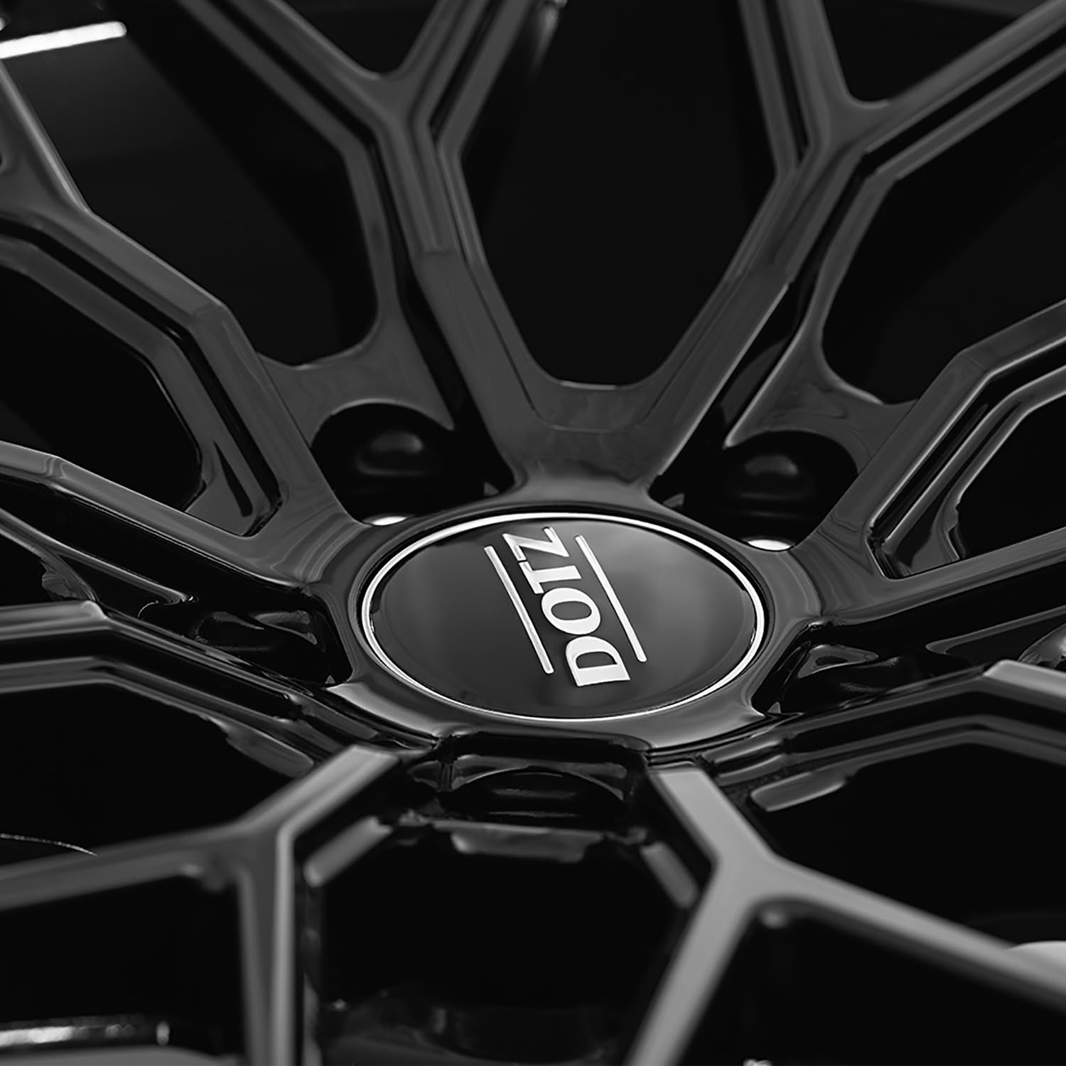 4x jantes en aluminium Dotz Suzuka black 8.5Jx19 ET47 5x120