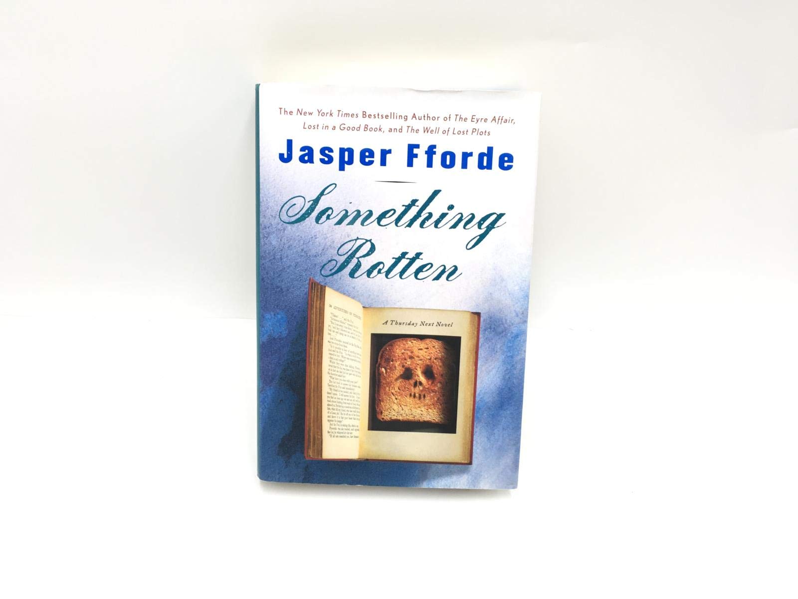 Something Rotten: Jasper Fforde: 9780670033591: Amazon.com: Books