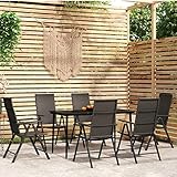 ¡Crea una estética atractiva y cohesionada en el espacio al aire libre de tu casa con este juego de comedor para jardín.