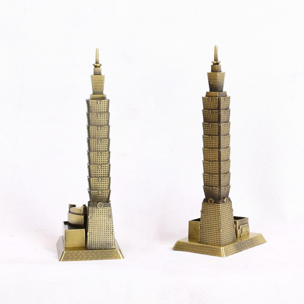 UKCOCO Retro Iconic Tower Building Decor Metal Ornament Alloy 18cm