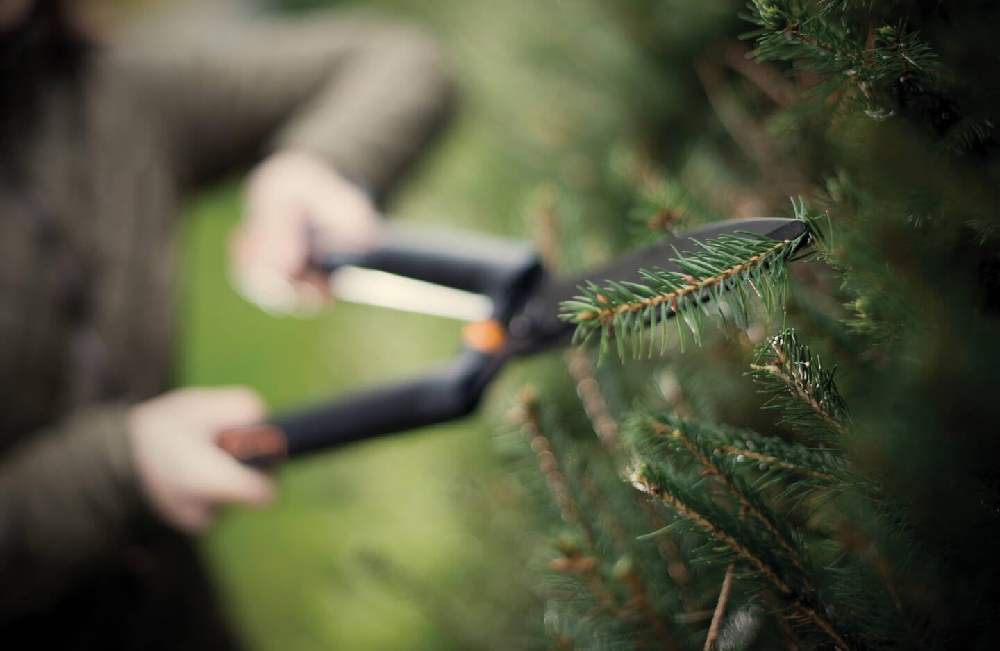 Fiskars Cisaille à haie SingleStep, Lame ondulée, Lames en Acier, Longueur: 58 cm, Noir mat, HS22, 1001433
