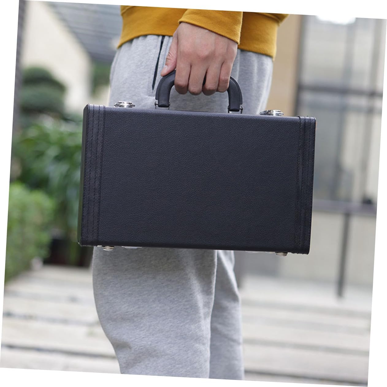 Hard Black Clarinet Box Shockproof Musical Instrument Storage Case with Padded Lining for Clarinet Protection and Moisture Resistance
