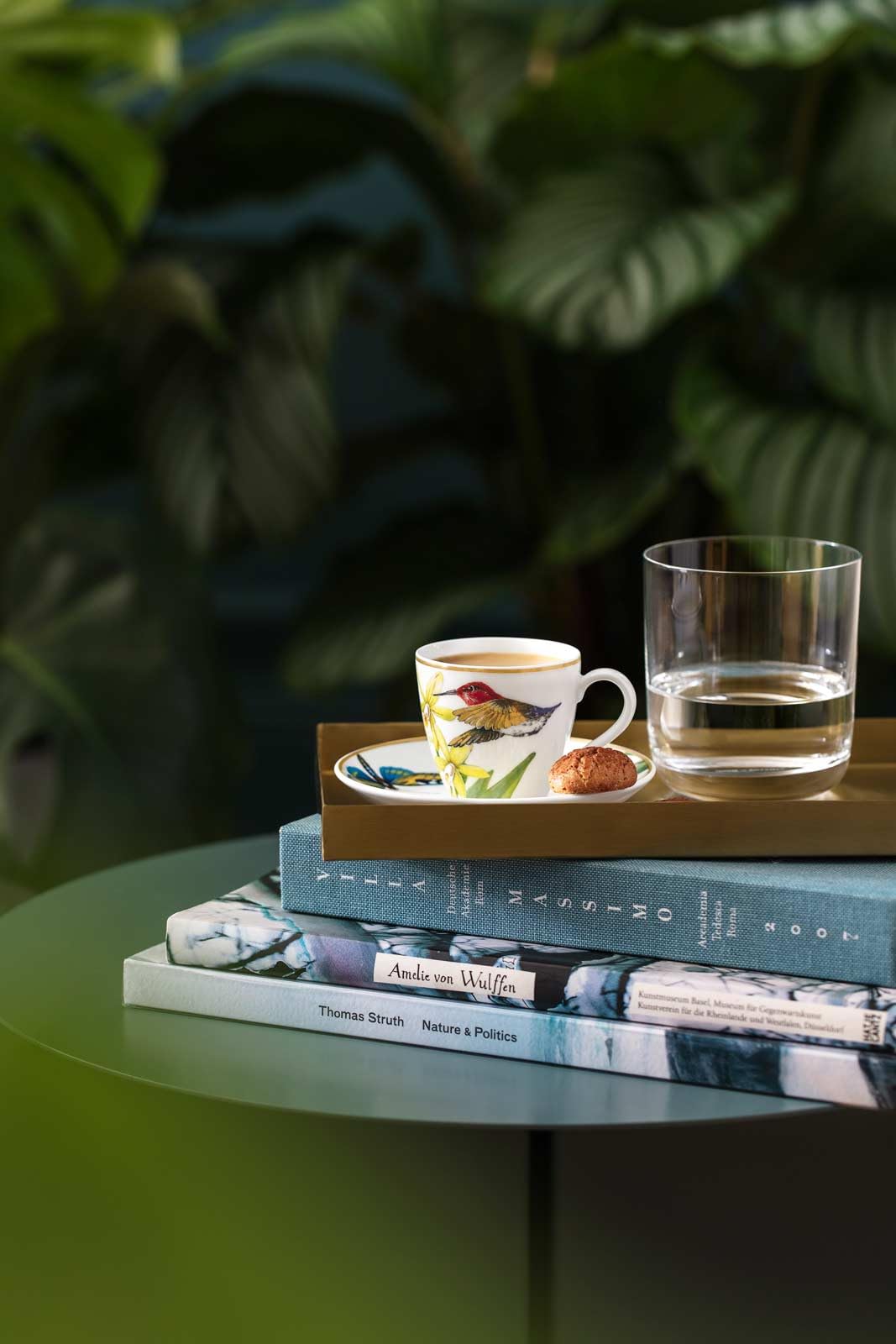 Villeroy & Boch Amazonia Anmut Espressotassen mit Untertassen 100 ml, 6er Set, Espresso-Set mit farbenfrohem Natur-Dekor, Premium Bone Porzellan, Bunt