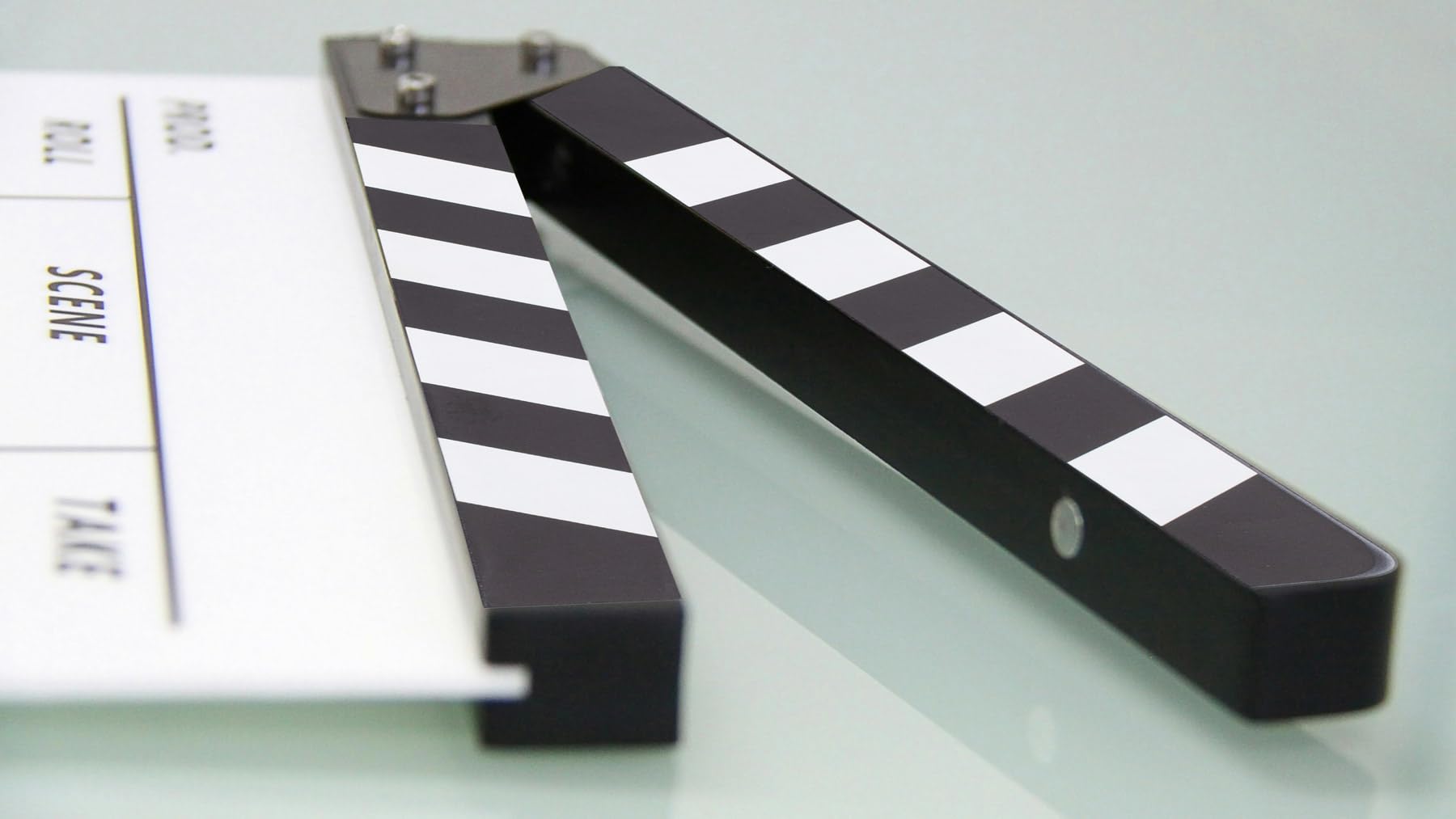 ALLZEDREAM Akrylowa tablica reżyserska filmowa klaps deska Cut Action Scene Slates z 2 markerami suchościeralnymi do tablicy, biała