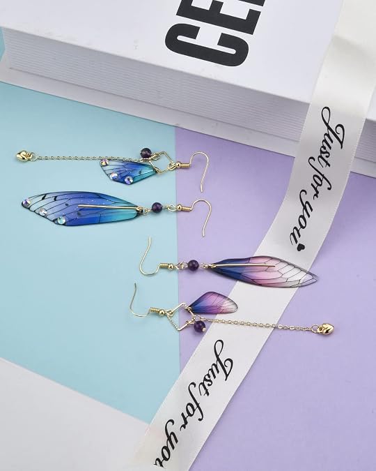 Fairycore 14K مطلي غير متماثل فراشة جناح إسقاط أقراط متدلية أقراط Crystal Fairy Wing للنساء مجوهرات الزفاف