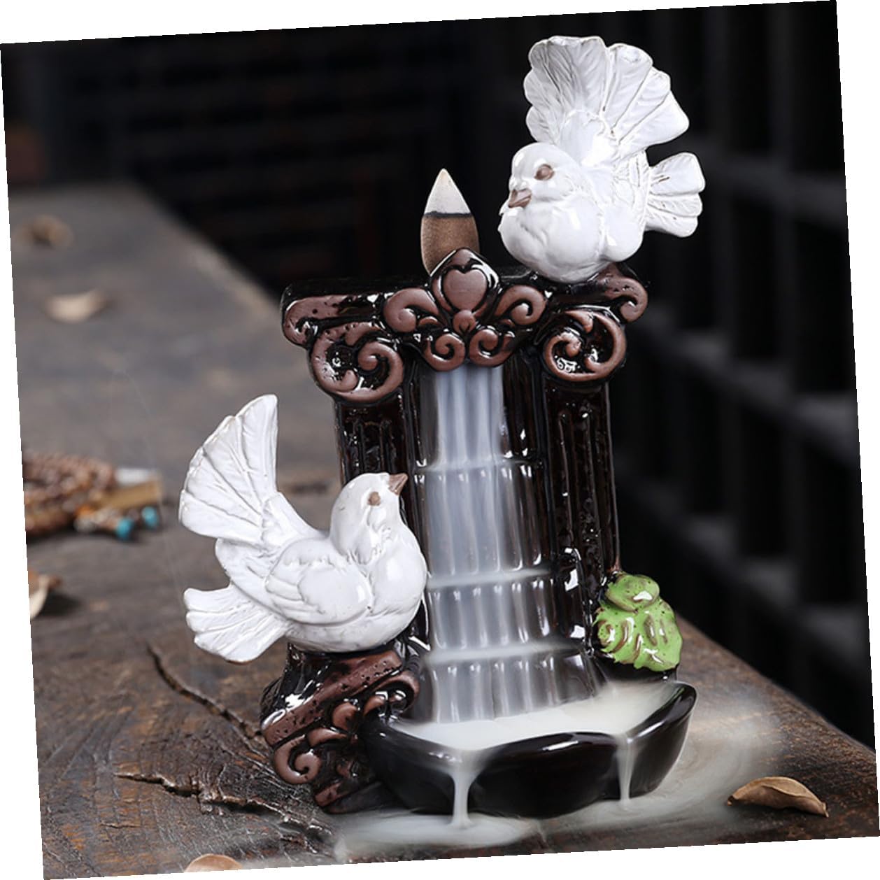 Toyvian Ceramic Pigeon Incense Holder Home Aroma Burner Artistic Censer Decor for Office and Indoor Living Room Table Decoration