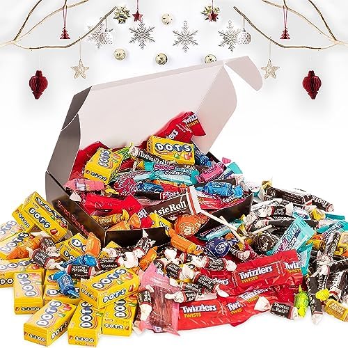 American Sweets Hamper - Experience A Taste Of America With Our American Sweets Gift Box, 100+ Pieces Of American Candy, Sweetarts, Laffy Taffy, Twizzlers, Tootsie Roll & More!