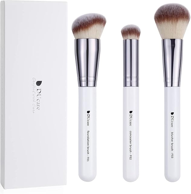 DUcare Makeup Brushes 3Pcs Powder & Concealer & Contour Kabuki Face Blush Bronzer Travel Foundation Makeup brush set Synthetic Cosmetic Tools White