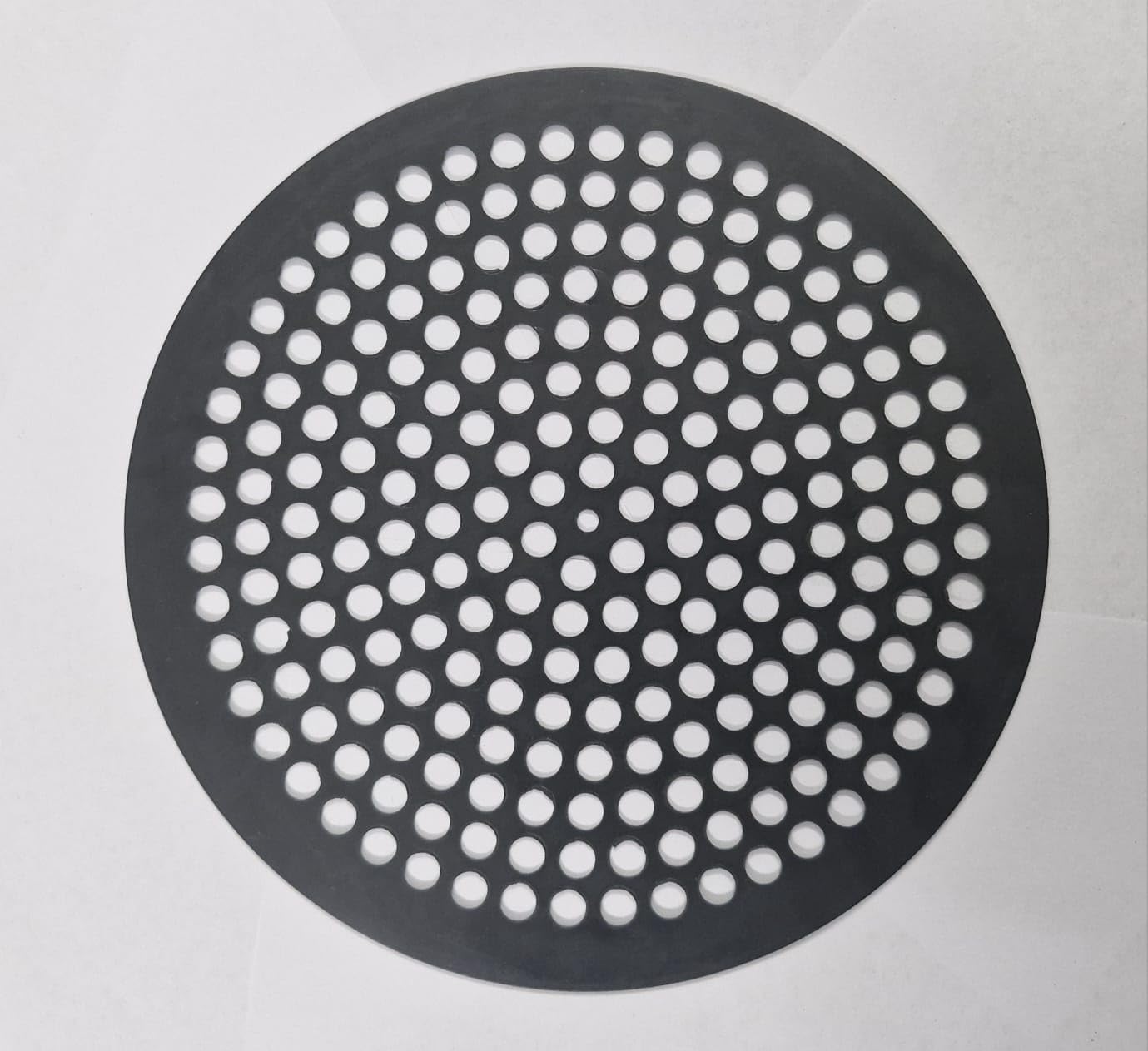 RTC Essentials 7.5 Inch Premium Aluminium Perforated Pizza Screen | Heavy Duty Mesh Pizza Tray | Crispy Base Baking | OTG & Oven Safe