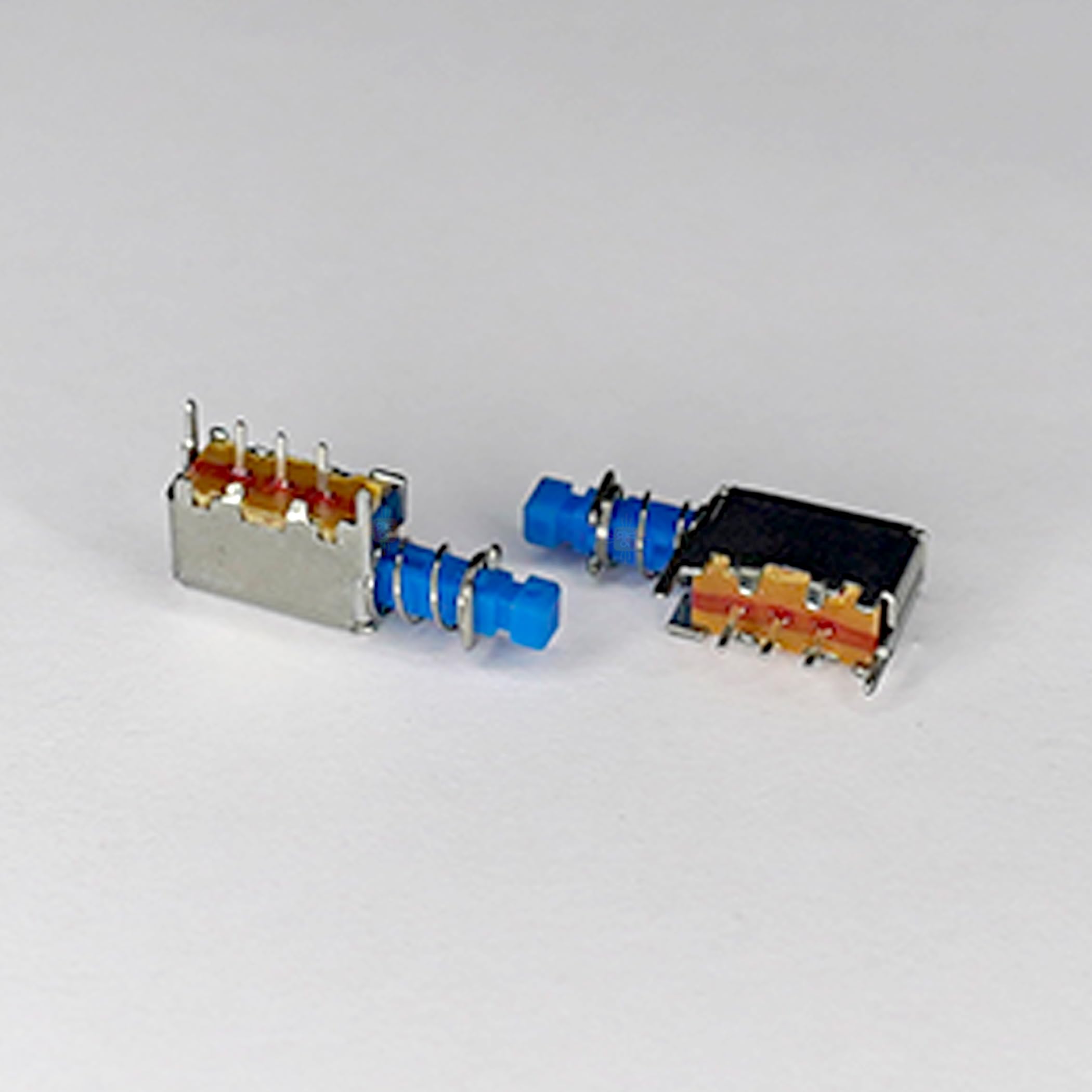 right angle self locking on-off push switch spdt (pack of-5)
