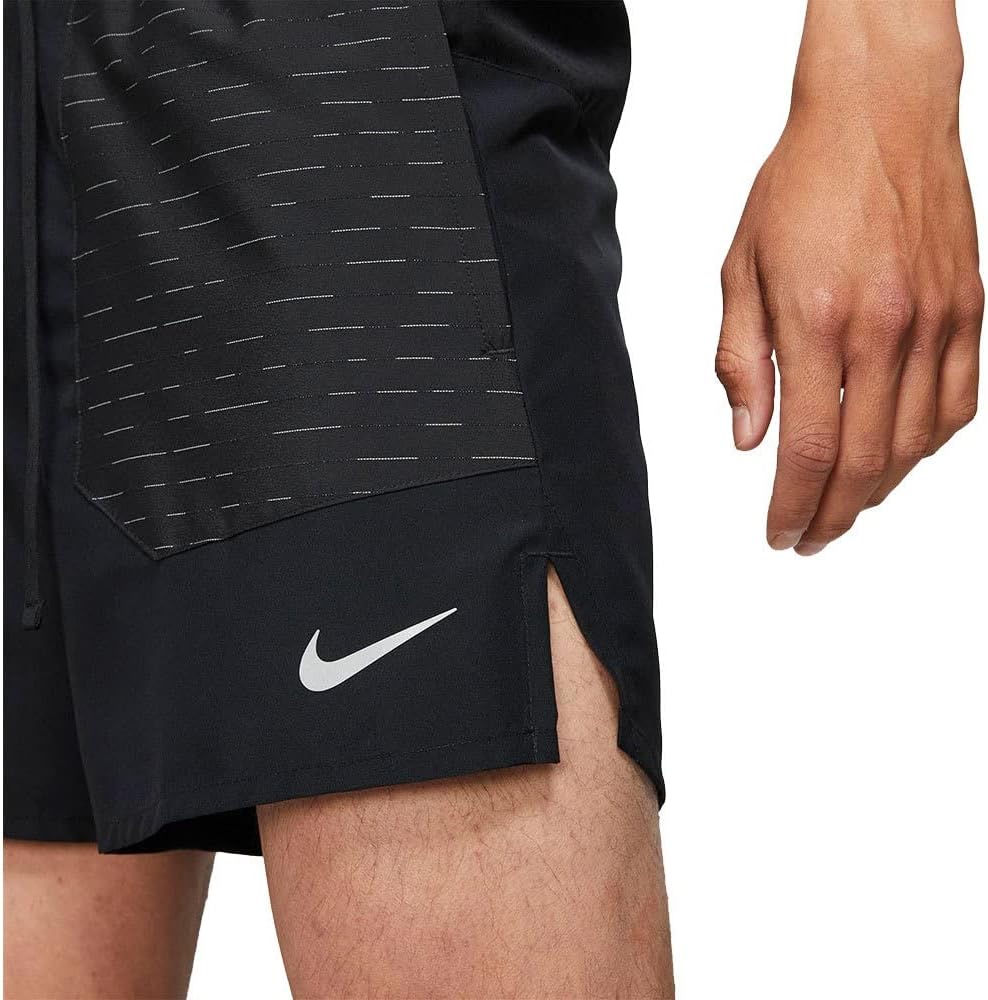 Nike Men's Sporty