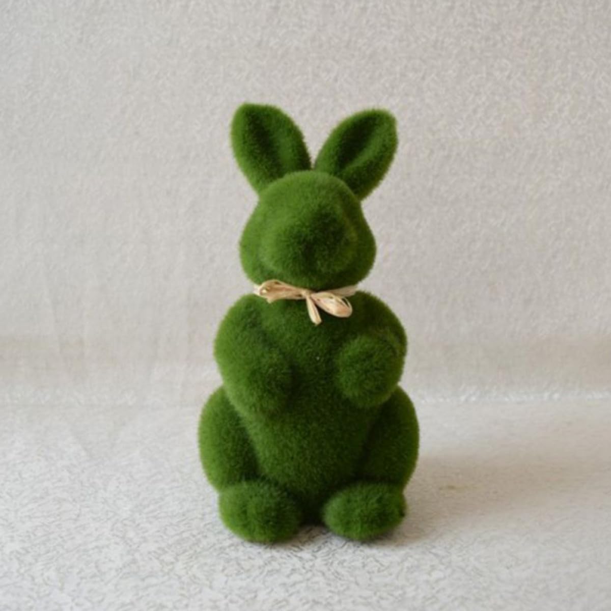 8 Stück Osterhasen Ornamente aus Schaumstoff in Grüner Farbe Hasenförmige Dekoration als Tischornament und Foto Requisite für Niedliche Heimdekoration zu Ostern
