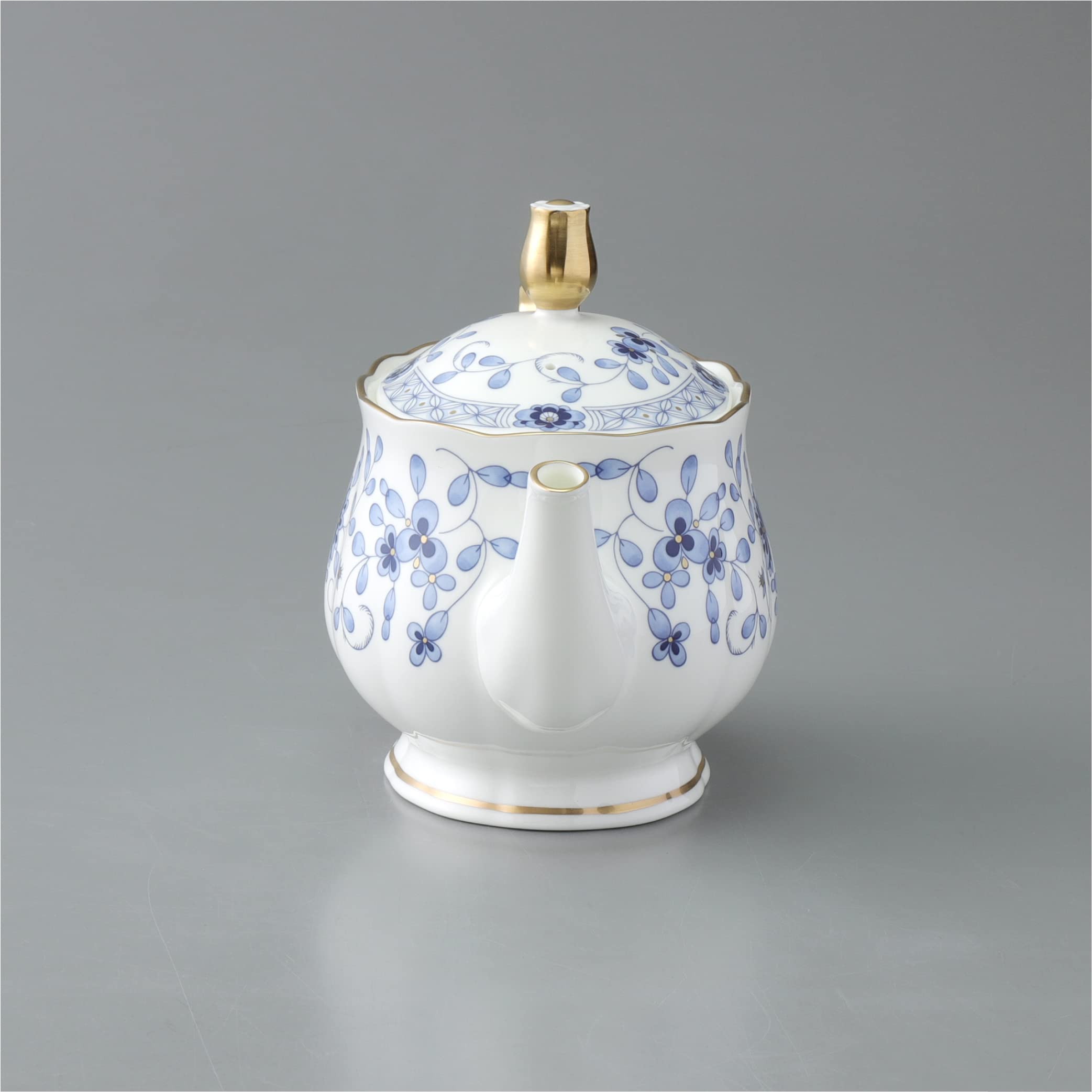 Amazon.com | Narumi Milan Teapot CC 9682 – 4206: Cup & Saucer Sets