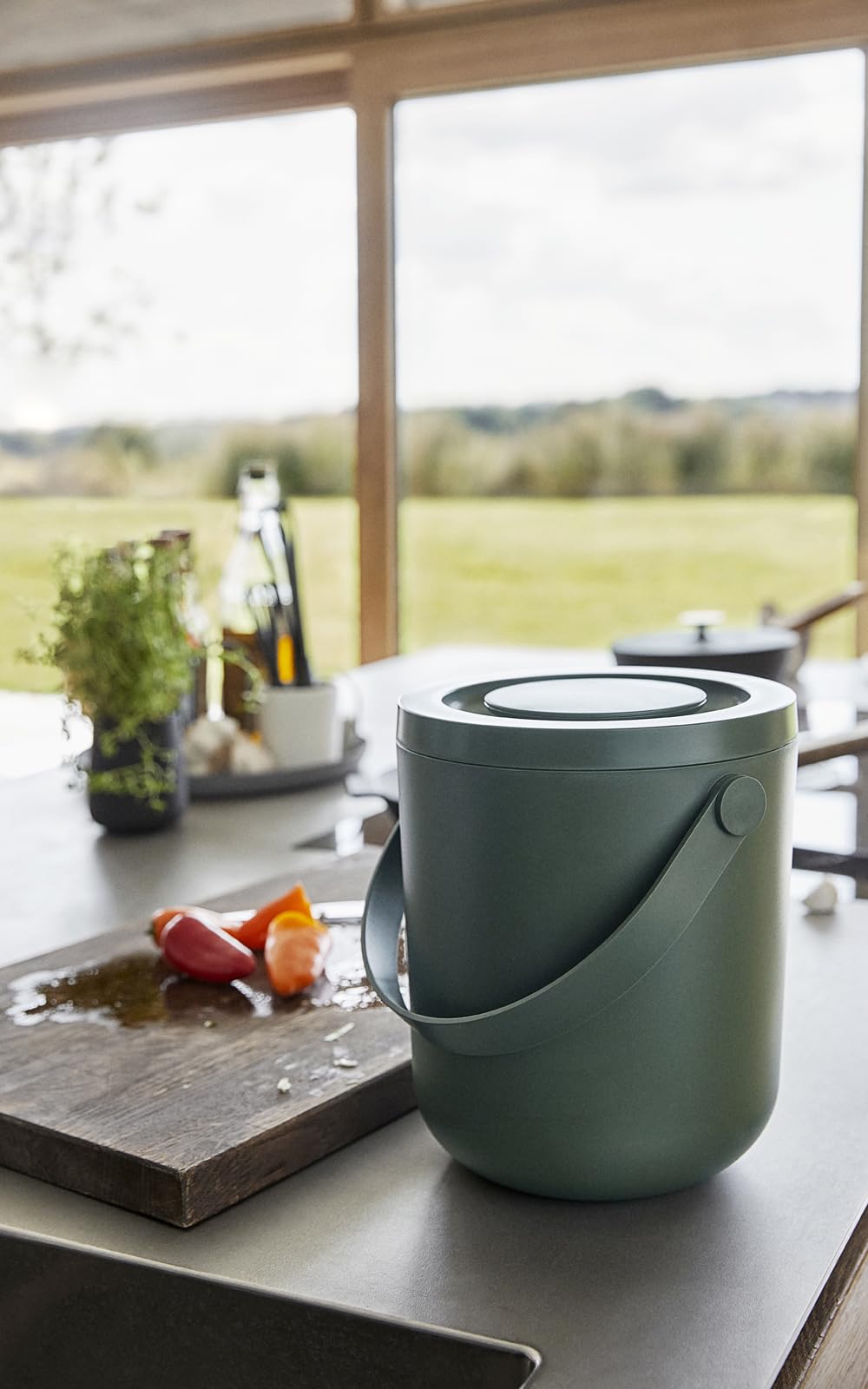Zone Denmark Circular Bio kosz na śmieci, średnica 16 cm, wysokość 19,5 cm, 3 litry, czarny