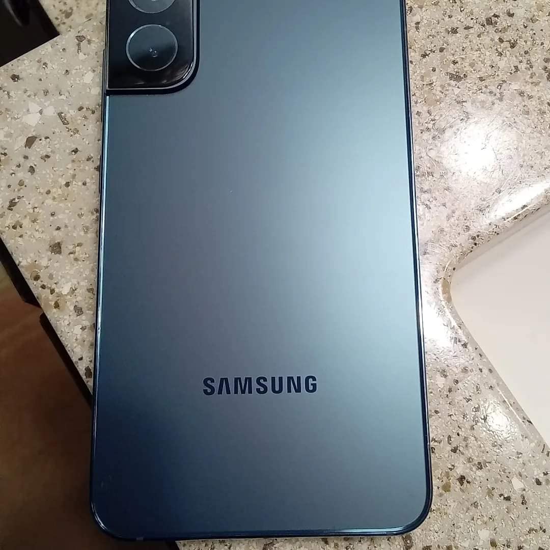 58/mo Finance SAMSUNG Galaxy S22 Cell Phone, Factory Unlocked Android Smartphone, 256GB, 8K