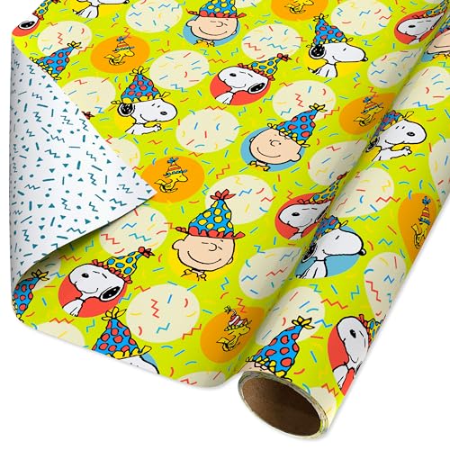 American Greetings 40 sq. ft. Reversible Peanuts Wrapping Paper for Birthday (1 Roll 30 in. x 192 in.)