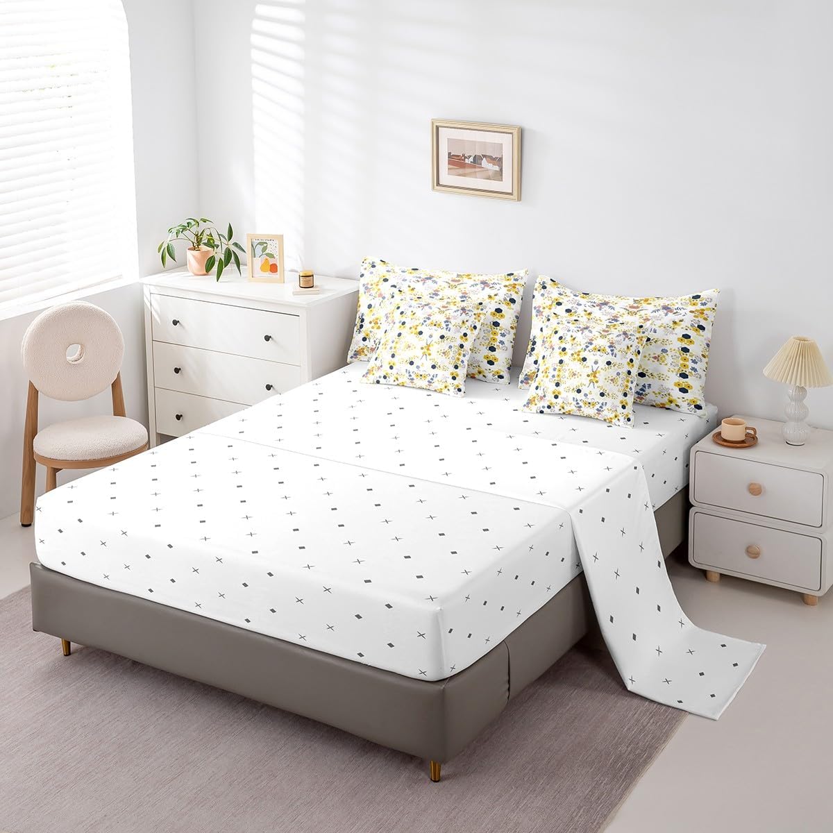 Feelyou Daisy Floral Comforter Set Twin Size 7 Pieces Bees Comforter Set Twin Size 7 Pieces, Sunflower Honeycomb Bed in a Bag Girls Boys Bed Set with Comforter, Sheet Set, Pillowcases, Pillow Covers
