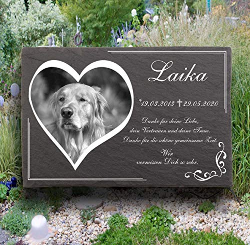Tiergrabstein Hunde mit eigenem Bild in Herzform und Text, Grabsteine für Hunde mit personalisierter Gravur Hunde, Katzen, Kaninchen, Haustiere Gedenksteine aus Naturschiefer 30x20 cm