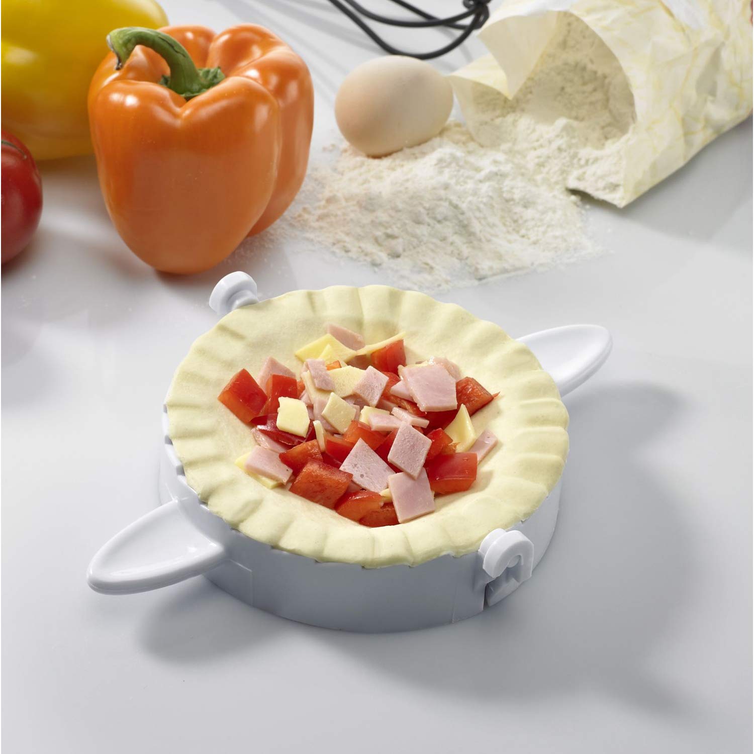 Westmark Set para hacer Raviolis/Empanadas, Cortador de 3 piezas, Ø 9,5/12/15,5 cm, Libro de recetas, Plástico, Blanco, 61342260