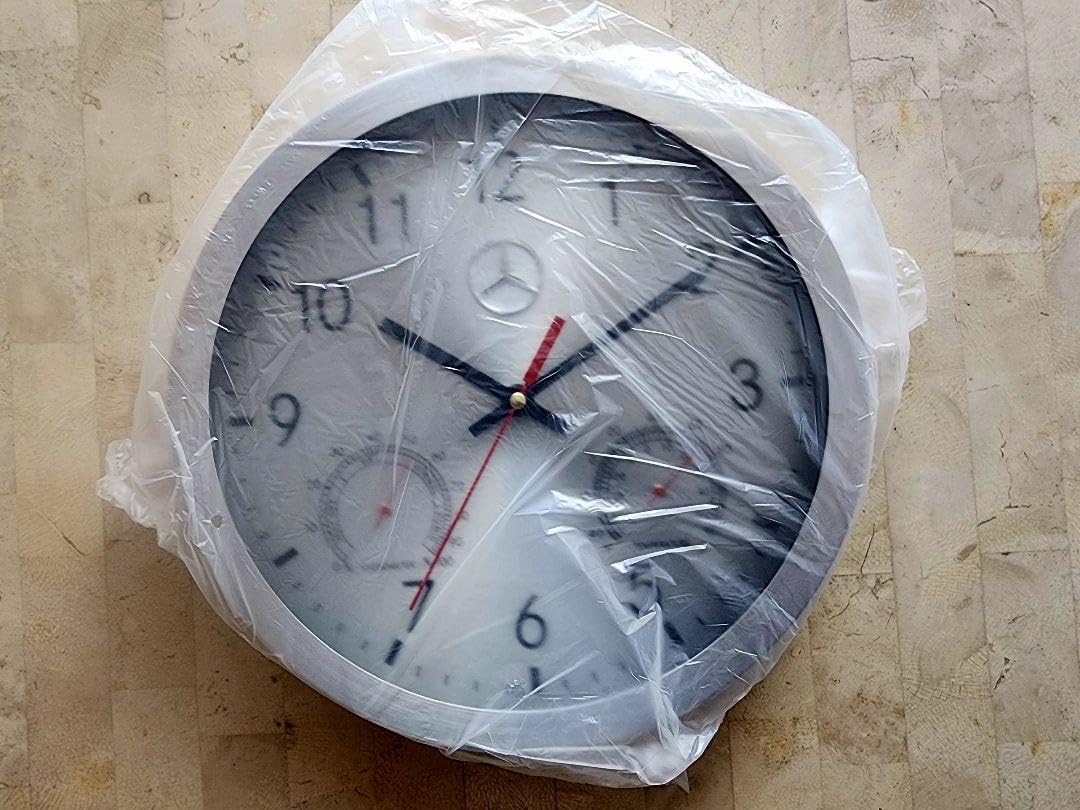Amazon.co.jp: メルセデスベンツ純正壁掛け時計 : ホビー