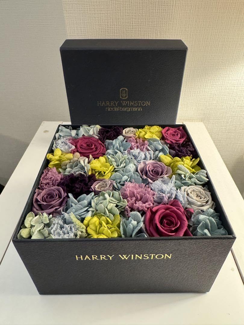 Amazon.co.jp: ハリーウィンストン x ニコライバーグマン プリザーブド