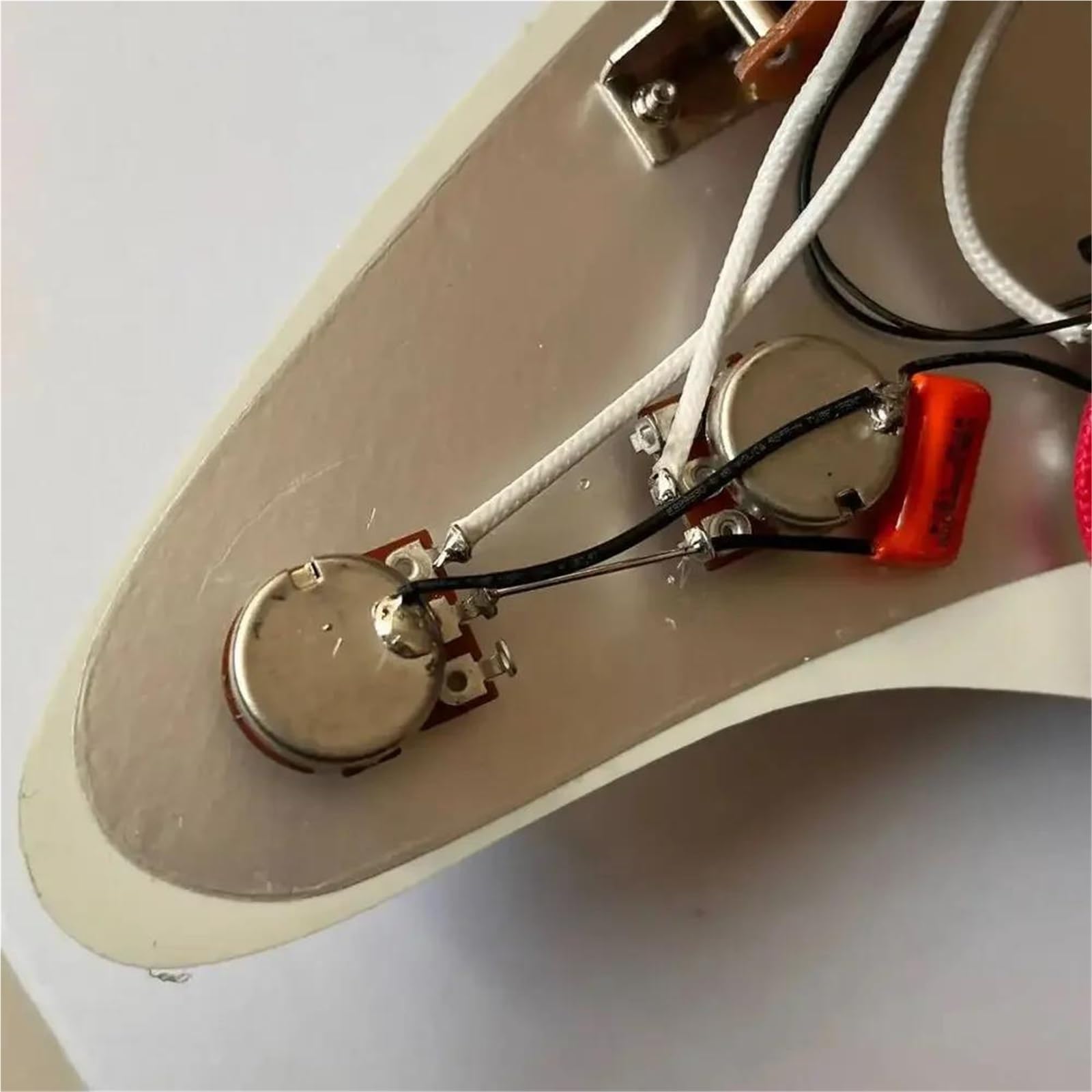 Alnico 5 przetworniki Humbucker szelki z wieloma przełącznikami do gitary ST HSH wstępnie załadowany zestaw maskownic ST Zestaw Przetworników Pickguard