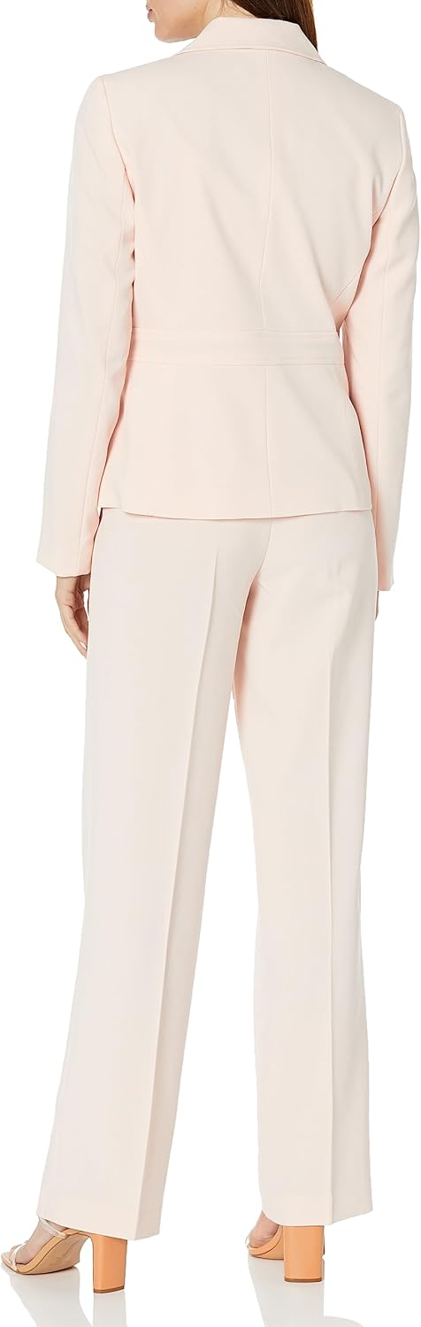 Le Suit Womens Jacket/Pant Suit - Image 2