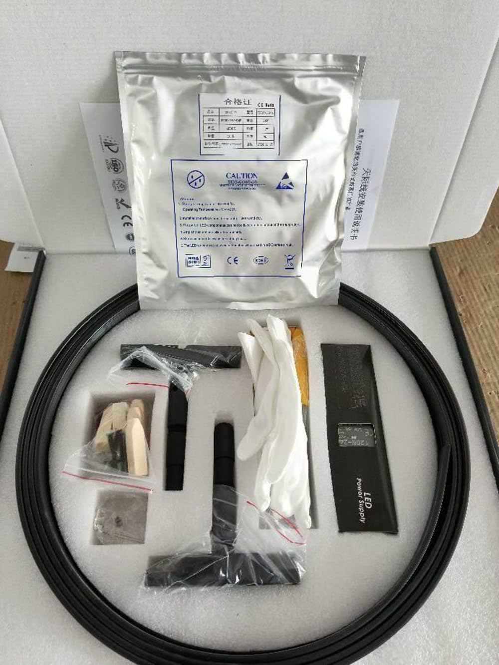 Moderna Corridoio Lampada da parete Lineare LED Skyline Camera da letto Luci di linea COB Applique da parete Interni Strisce Acciaio inox Lampada da Comodino Regolabile per Soggiorno Scale (4000K,5M)