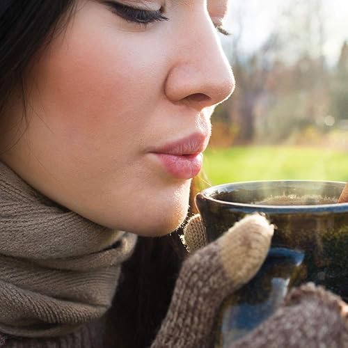 Vista 5 de Vela aromatizada en frasco de vidrio de Village Candle