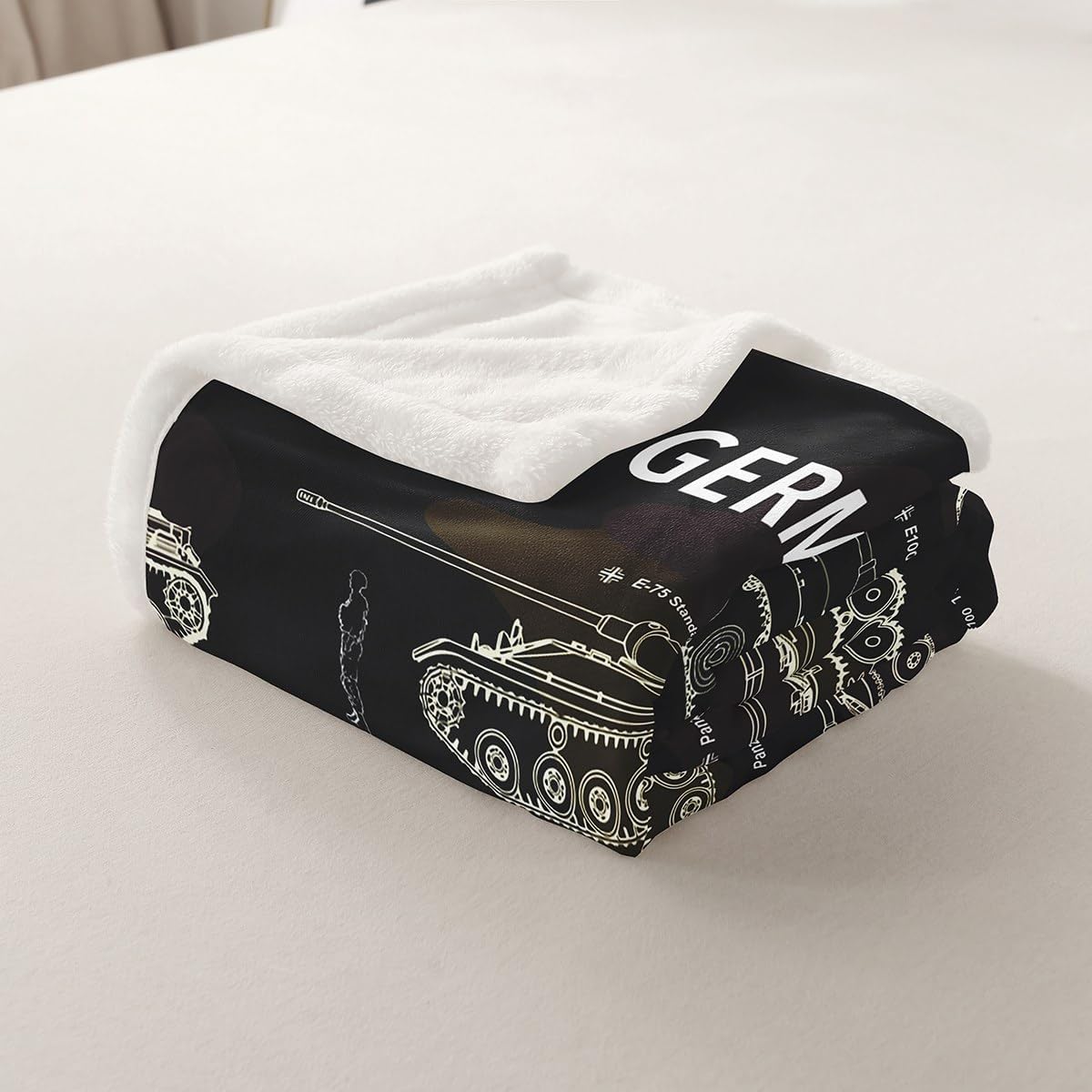 Erosebridal Tank War Theme Throw Blanket - Soldier Dirt Bike Camouflage Army Acting Fuzzy for Kid Boy Teen Men, Decorative Sherpa for Couch Sofa or Bed Queen