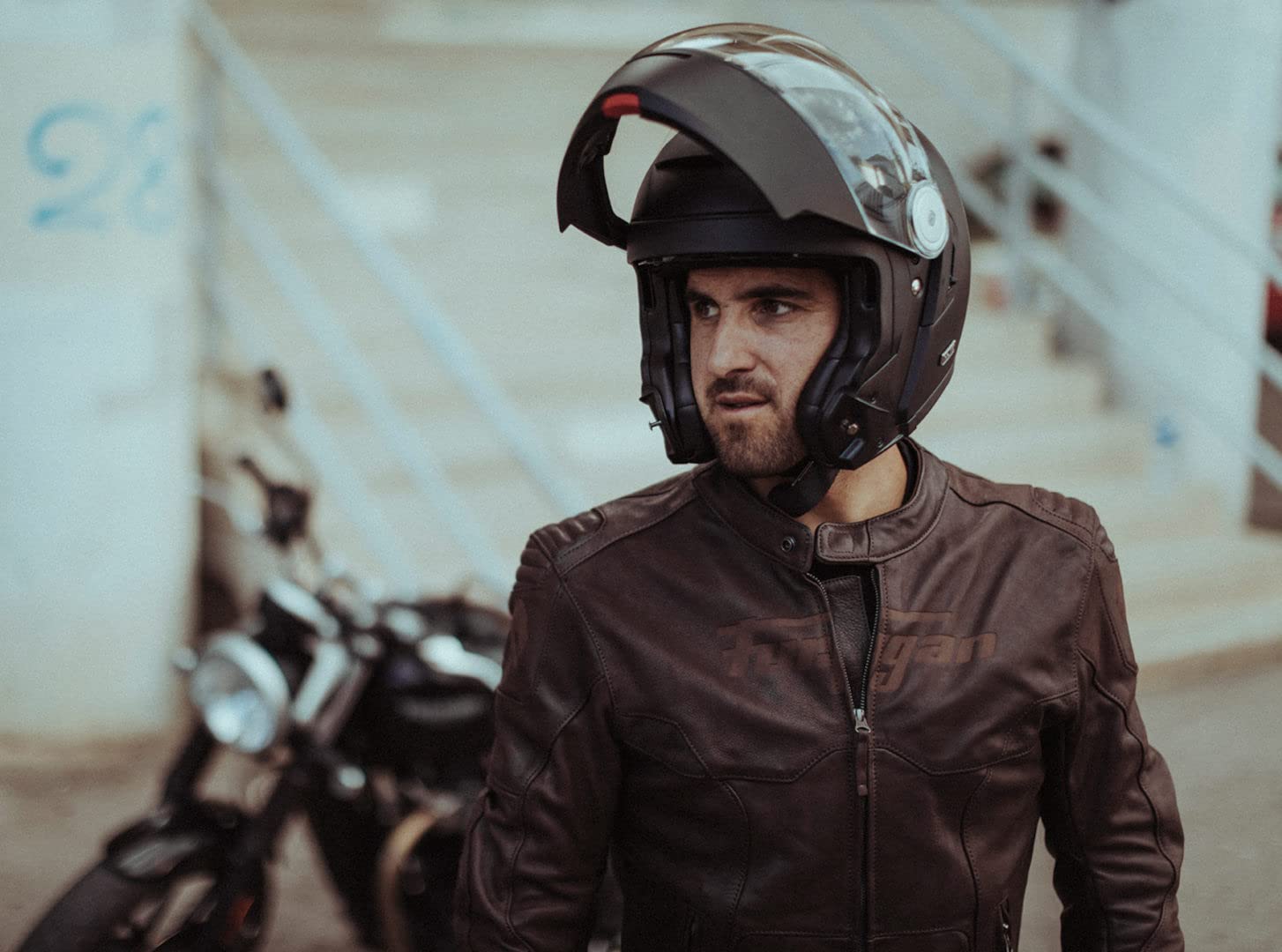 HJC, kask motocyklowy V90 blackmat, S