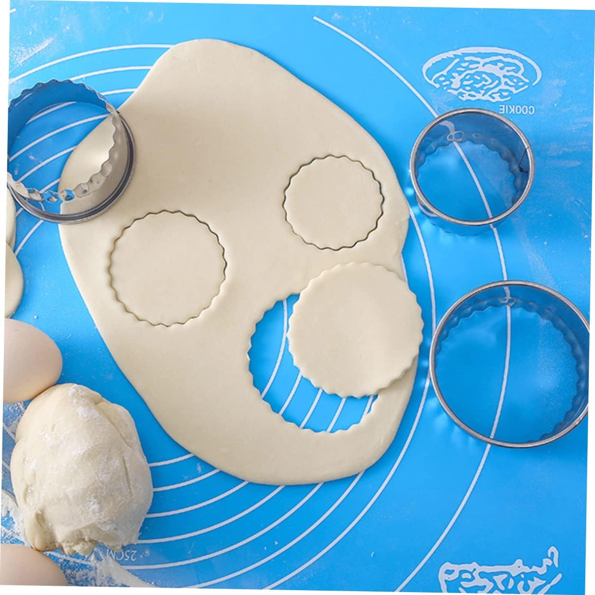 6pcs Stainless Steel Dumpling Wrapper Mold Set Round Teeth Shape Easy Cutting Sealing for Homemade Meat Dumplings
