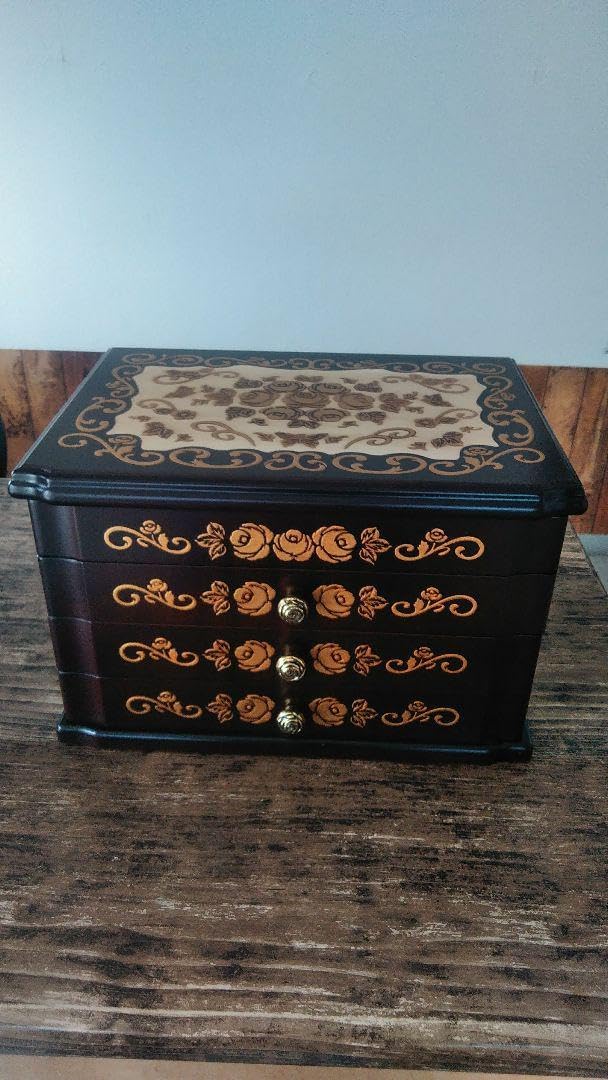 豪華アクセサリーボックス　オルゴール付き 20250320185519_1.jpg