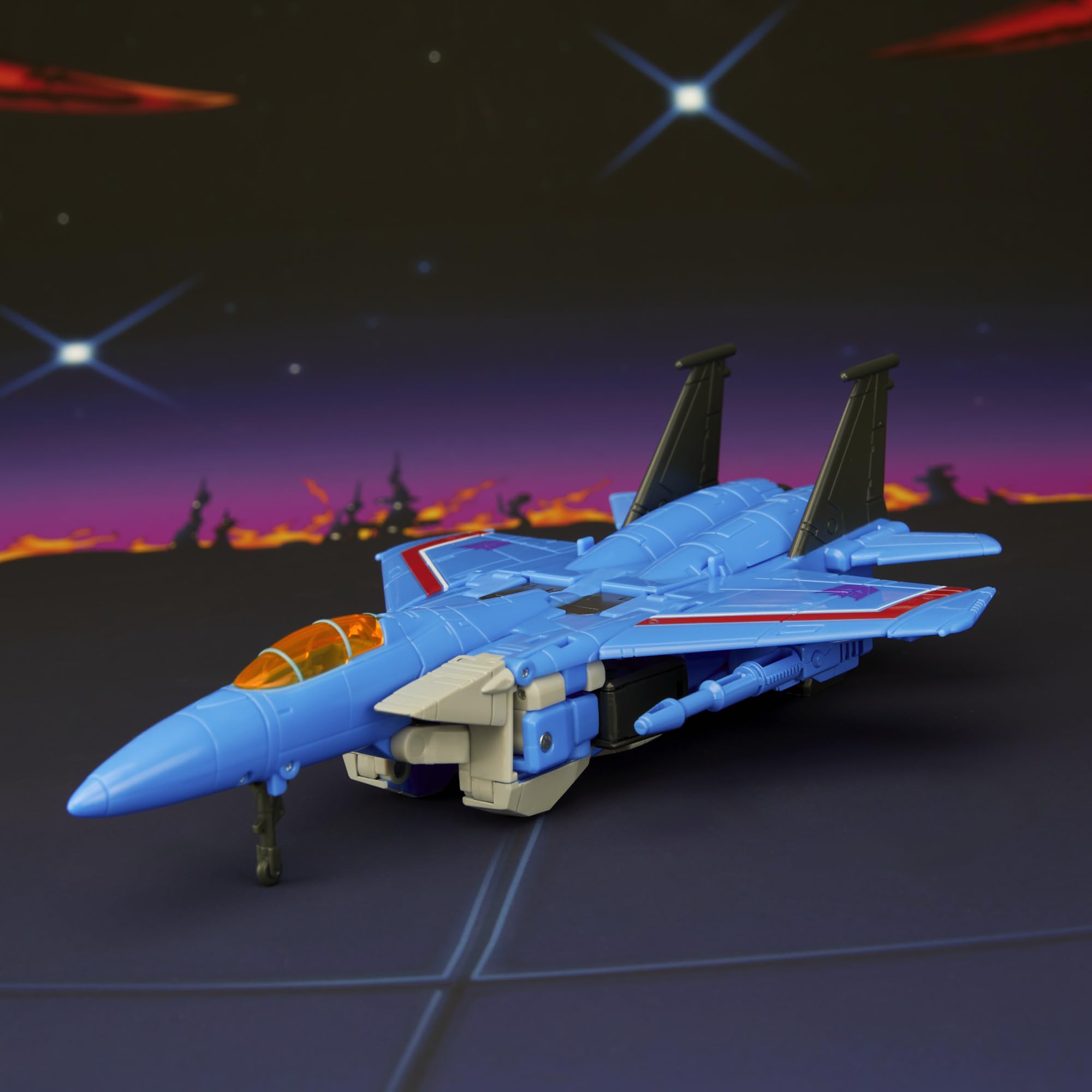 Thundercracker z kolekcji Transformers Studio Series z filmu ""The Transformers: The Movie"", 16,5-centymetrowa przekształcająca się figurka klasy Voyager, zabawkowe roboty dla dzieci w wieku od 8 lat | Transformers Studio Series 15 cm figurka Voyager Cla
