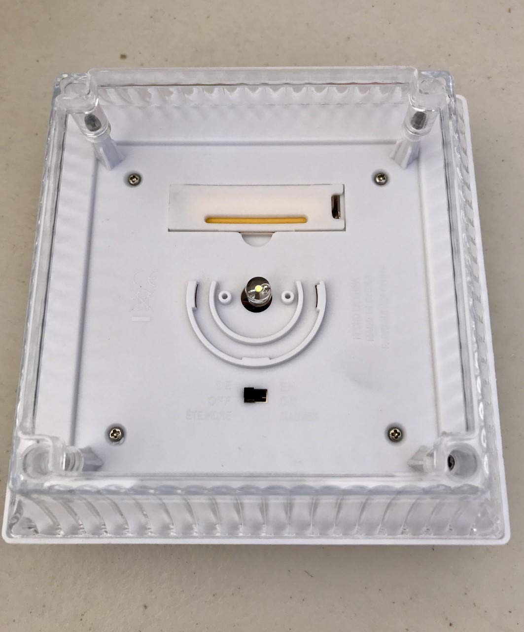 Xiong's Trading Set of 2 Solar Powered White 4