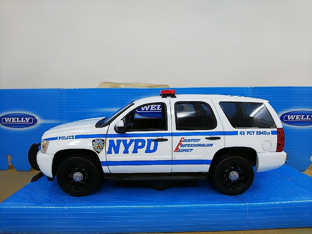 Amazon | □ WELLYウェリー 1/24 2008 CHEVROLET Tahoe シボレー・タホ