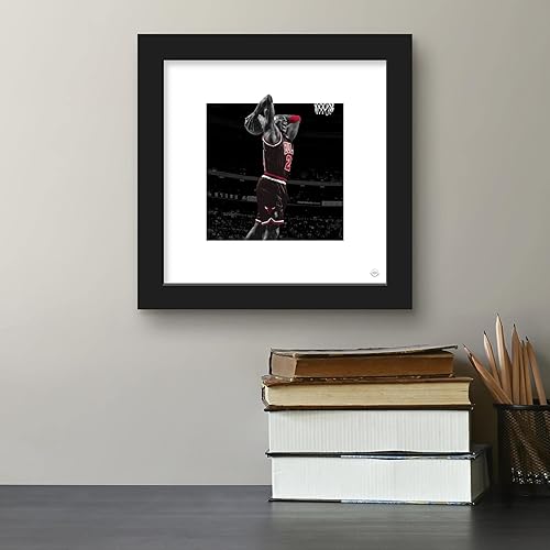Miniatura 4 de Trends International Gallery Pops Michael Jordan - Póster de pared de la secuencia de progresión de vuelo 6, 12 x 12 pulgadas, versión de marco negro