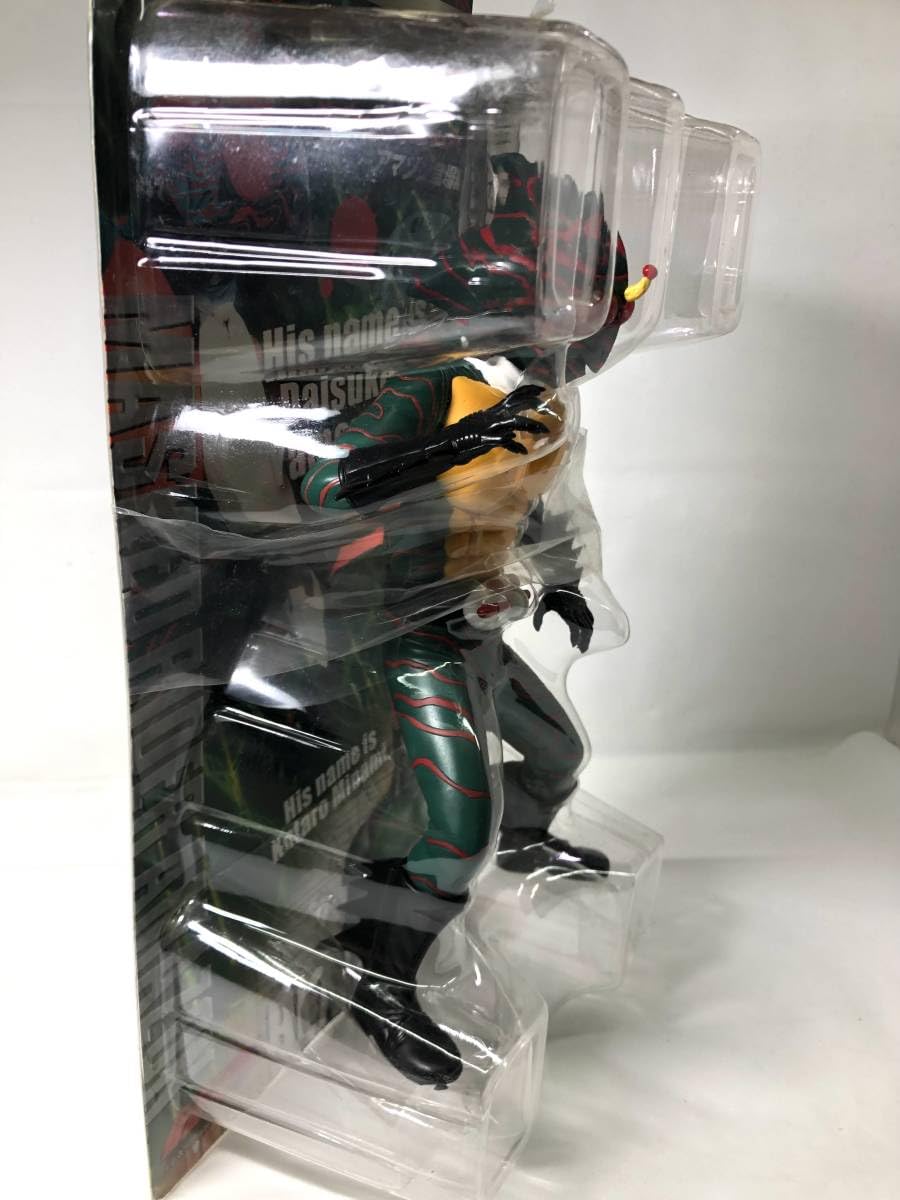 仮面ライダーアマゾン☆BIGソフビ☆・フィギュアまとめて売り。32 仮面ライダーアマゾン☆BIGソフビ☆・フィギュアまとめて売り。32