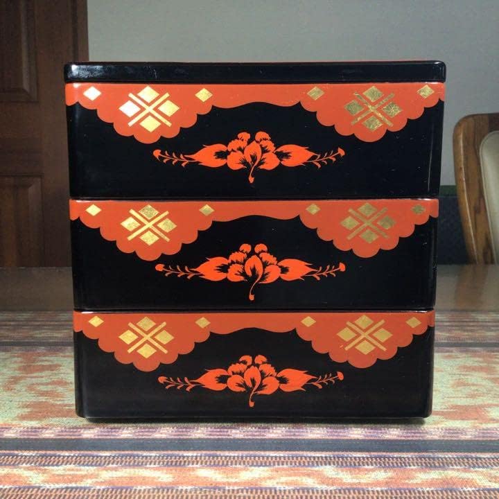 秀衡塗 丸三漆器 牡丹重 6.5寸 重箱秀衡塗 丸三漆器 『牡丹重』 6.5寸
