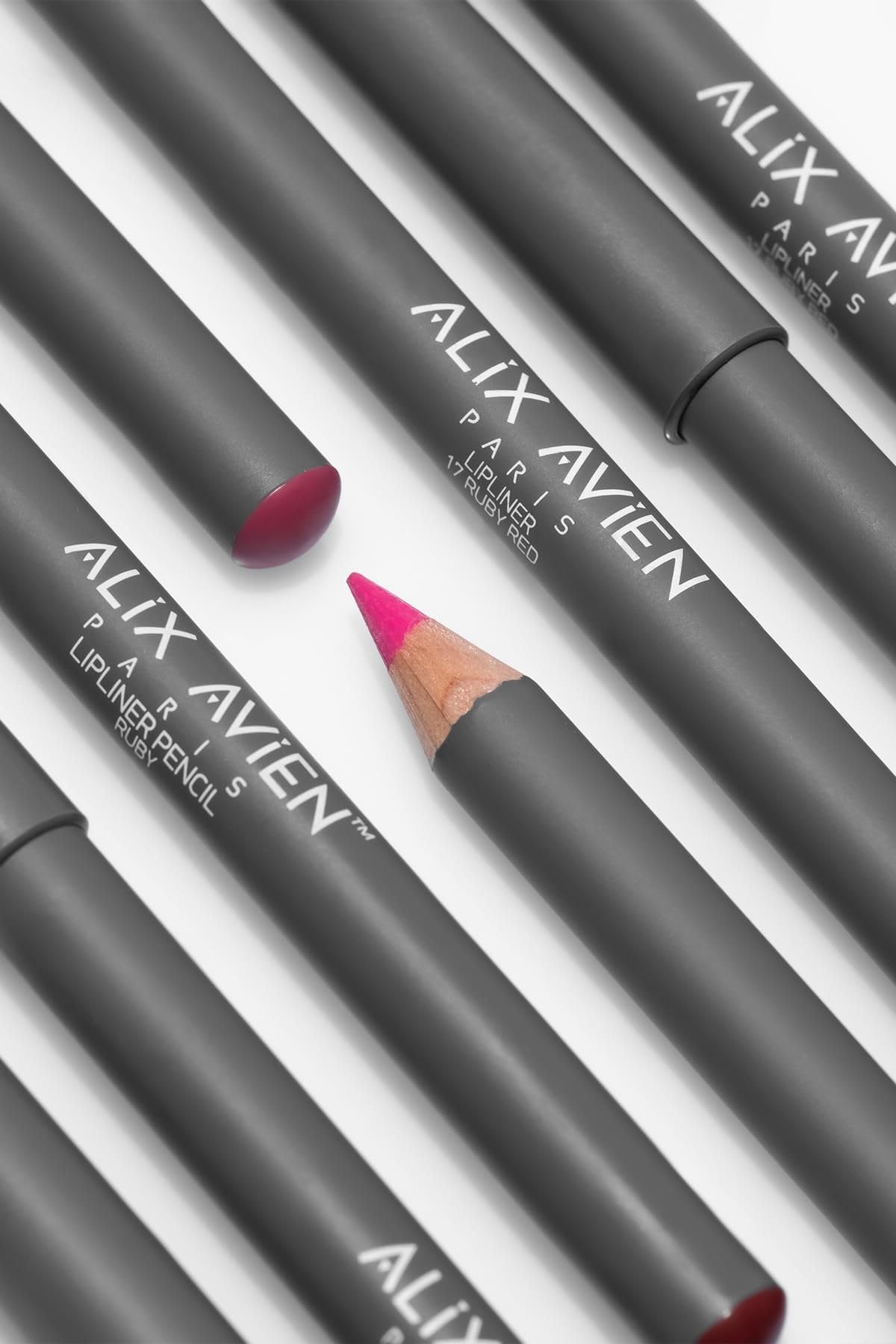 ALIX AVIEN Uzun Süre Kalıcı Dağılma Yapmayan Nemlendirici Dudak Kalemi - Lipliner Pencil Gipsy Pink
