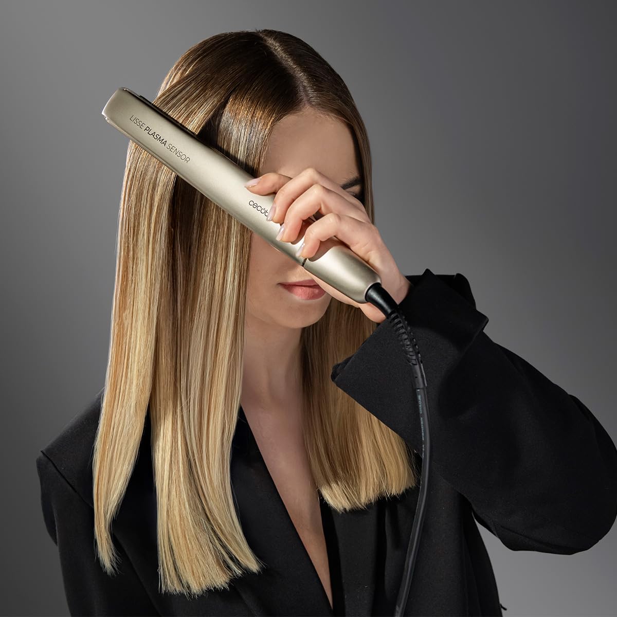 Cecotec Piastra per Capelli Lisse Plasma Sensor. Sensore Intelligente, Piastre Flottanti, Tecnologia Plasma+Sensore, Rivestimento NanoSilk, 160-220 ºC, Punta Fredda, Autospegnimento