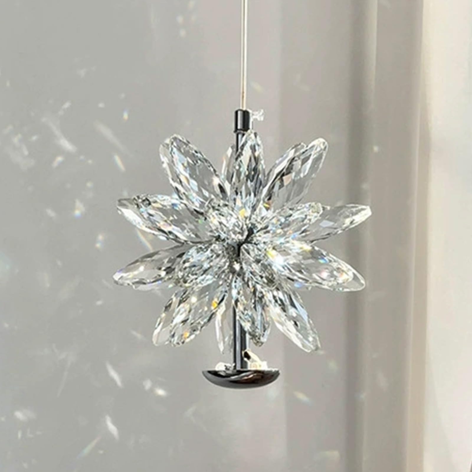 Lámpara LED moderna de cristal con acabados premium y diseño sofisticado 8