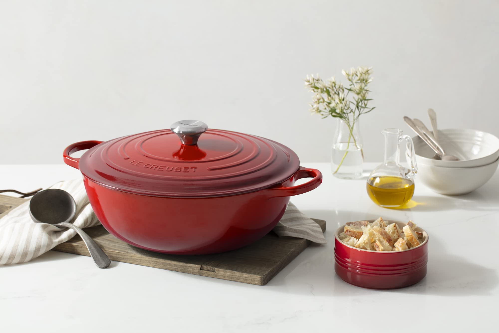 Amazon.com: Le Creuset Signature Cast Iron Chef's Oven, 7.5qt
