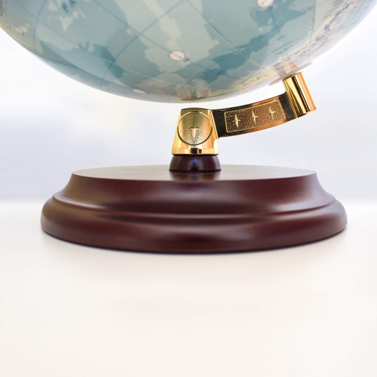 Magellan Vasa Globus mit politischem Kartenbild oder handkaschiert, freistehend ohne Meridian Durchmesser 32 cm, Globus mit rotbraunem Holzfuß Maßstab 1:40.000.000 handkaschiert 32 cm