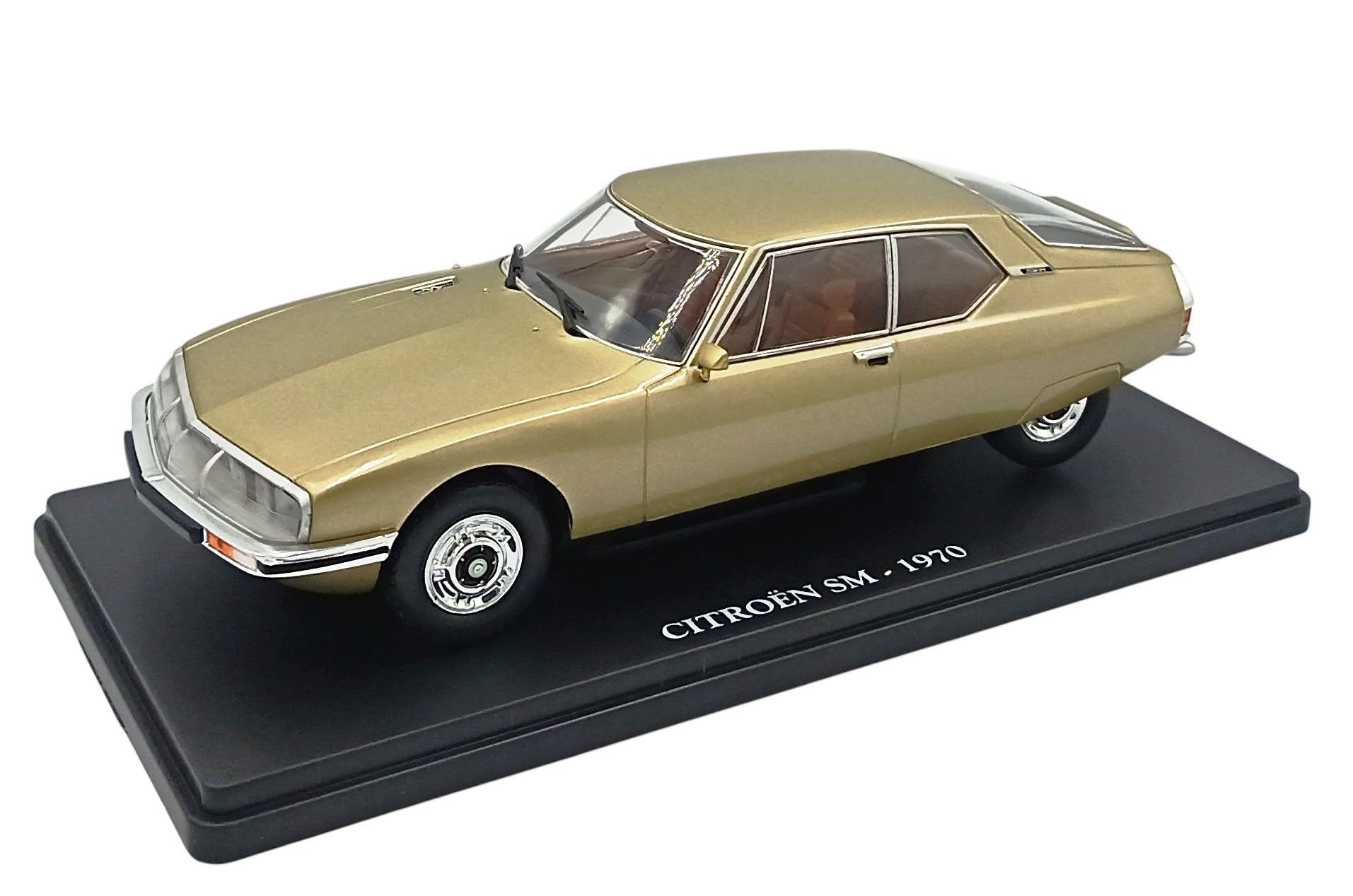 OPO 10 - 1/24 scale collectible miniature car compatible with Citroën SM (1970) VC057