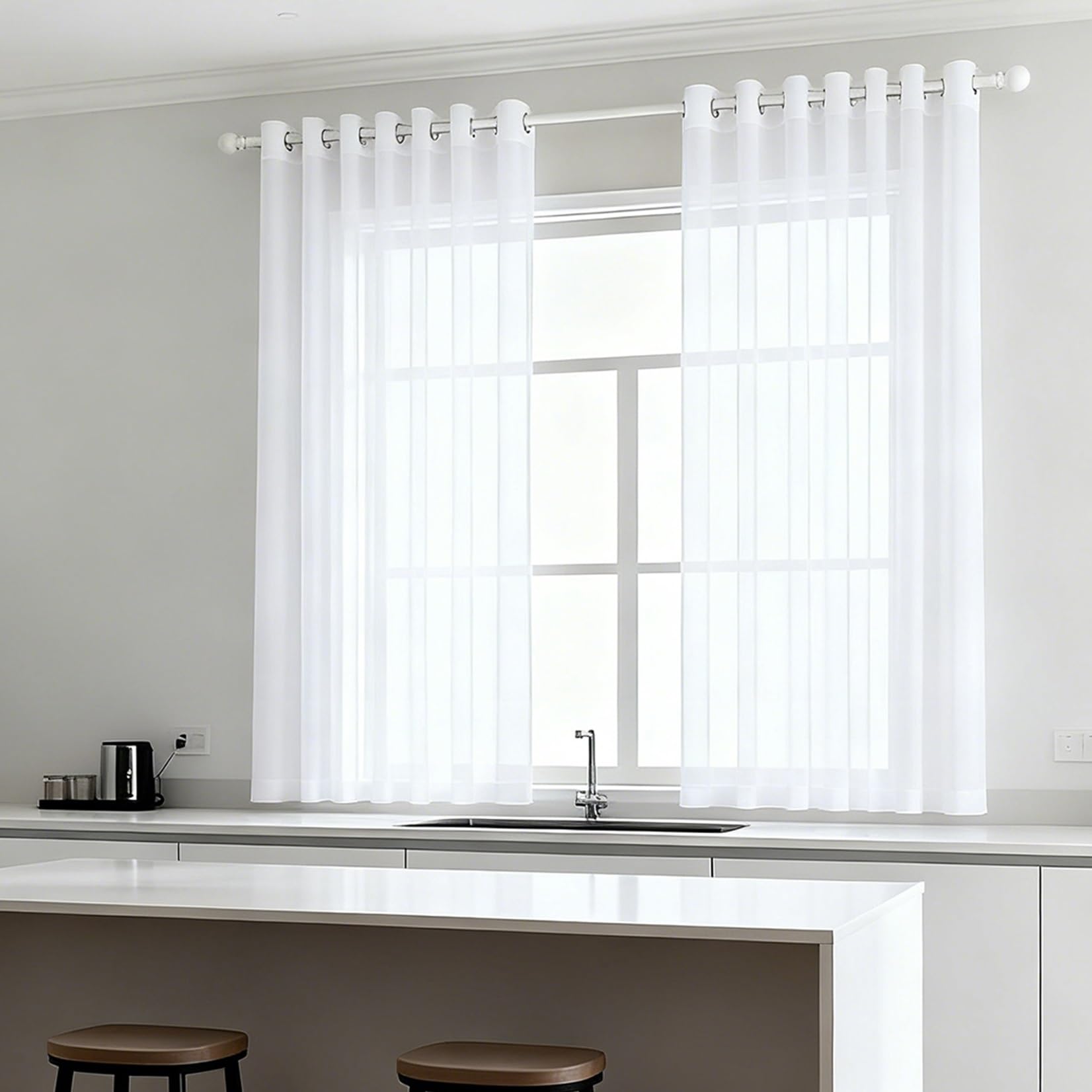 Cortinas modernas blancas de 110x179 cm: dale un toque luminoso y acogedor a tu salón